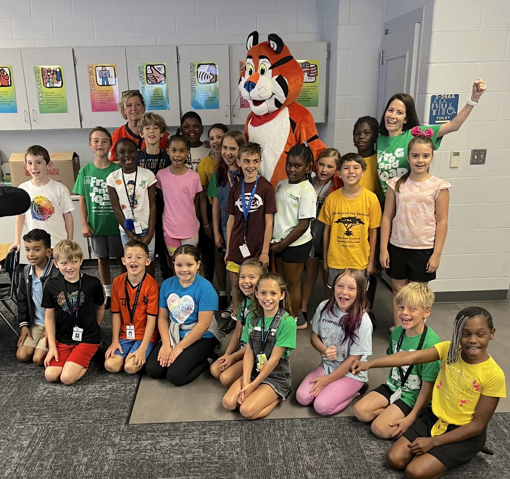 Elementary school students and Tony the Tiger